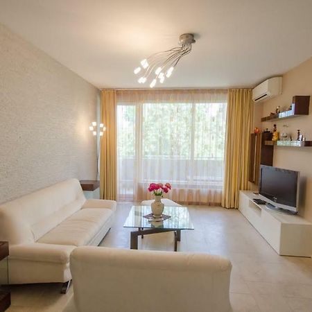 Apartment "Bella" Gabrovo Kültér fotó
